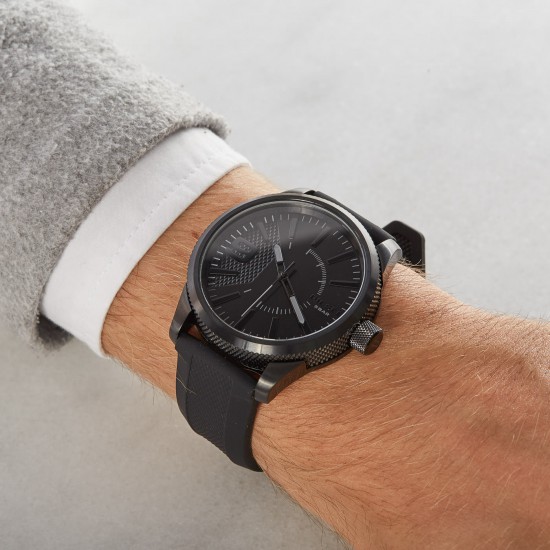 Horloges - Bij Kenz juwelier vind je de mooiste Diesel horloges, zoals dit  Diesel Rasp Heren horloge DZ1807 voor heren. Het horloge heeft een quartz  uurwerk. De wijzerplaat is zwart en is